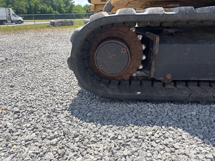 caterpillar-305e2-cr-image-8