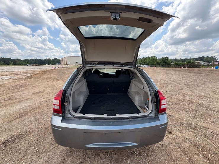2007-dodge-magnum-4-door-wagon-(119,840-miles)-image-18