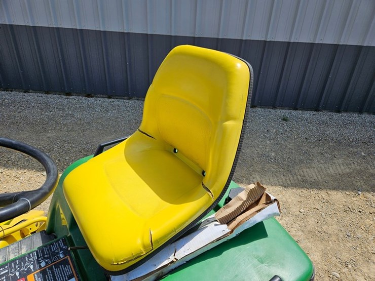 john-deere-445-image-16