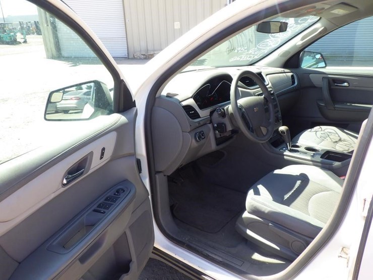 2014-chevrolet-traverse-image-5