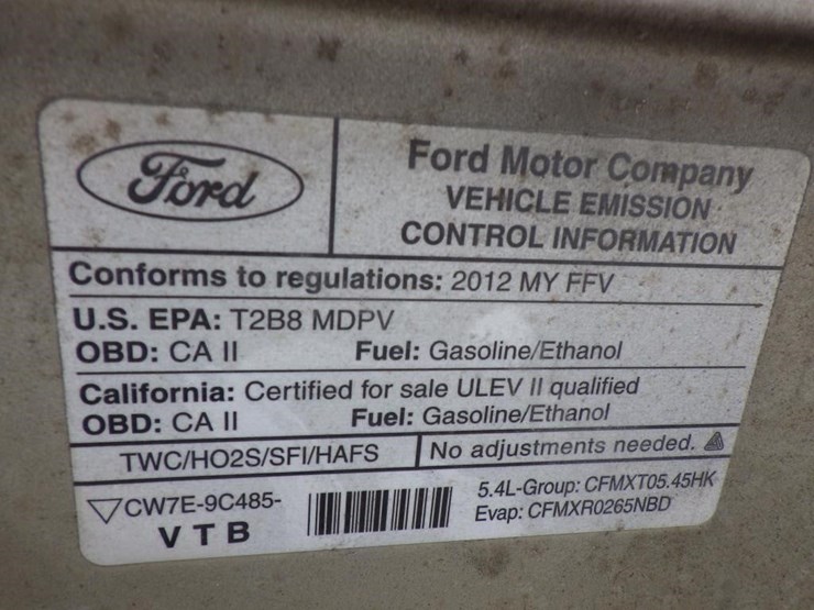 2012-ford-cargo-image-12