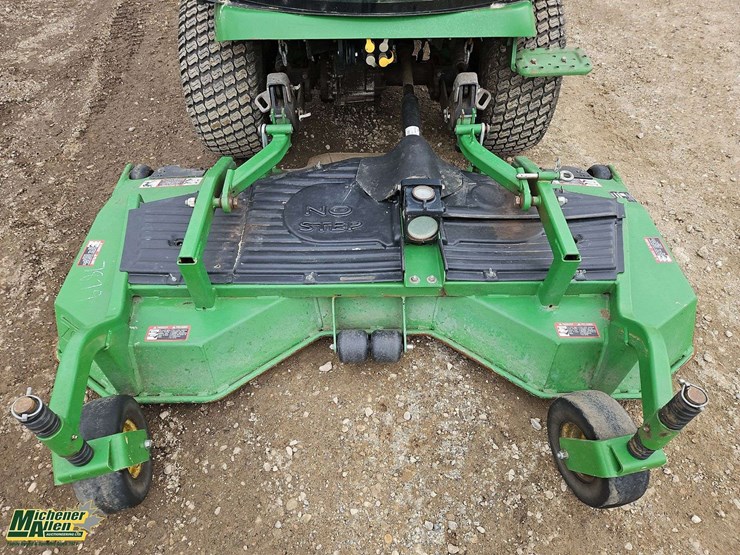 2018-john-deere-1585-image-9