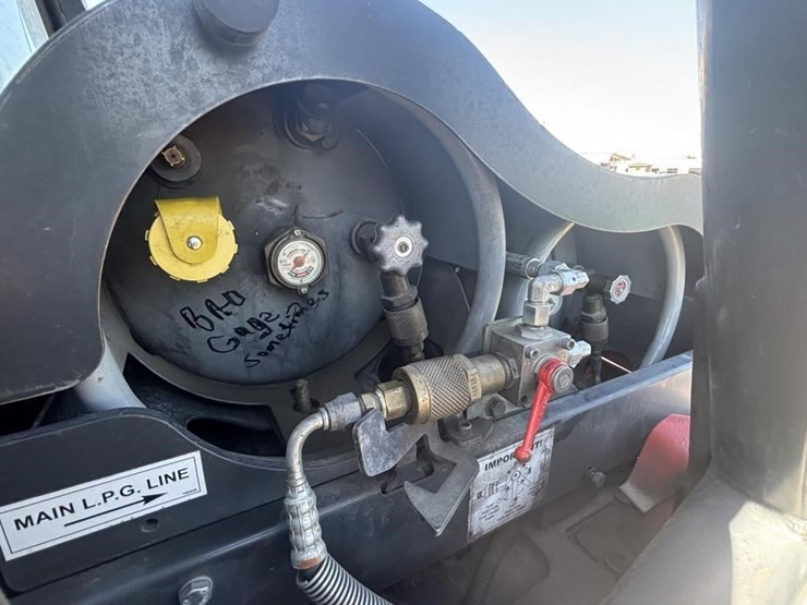 2019-linde-h40t-image-32