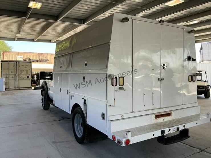 2014-ford-f550-image-5