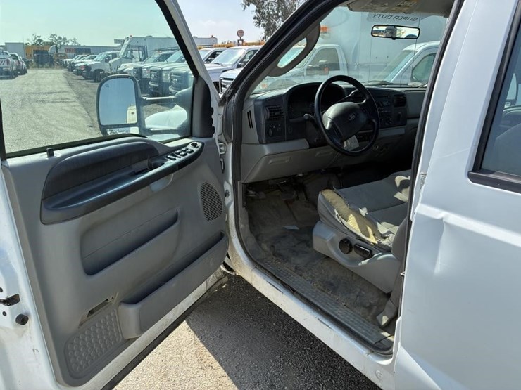 2007-ford-f350-sd-image-17
