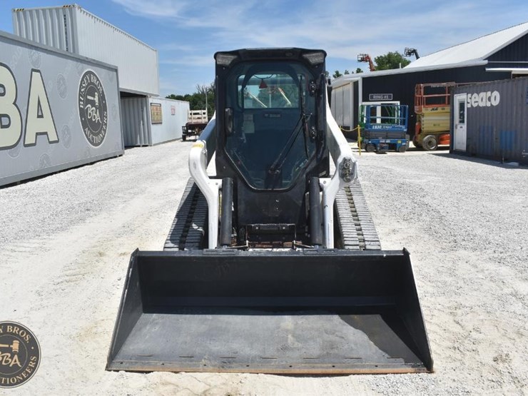 2023-bobcat-t76-image-8