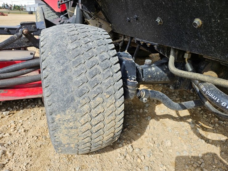 #5050-•-toro-ground-master-4000d-wide-area-mower-image-17