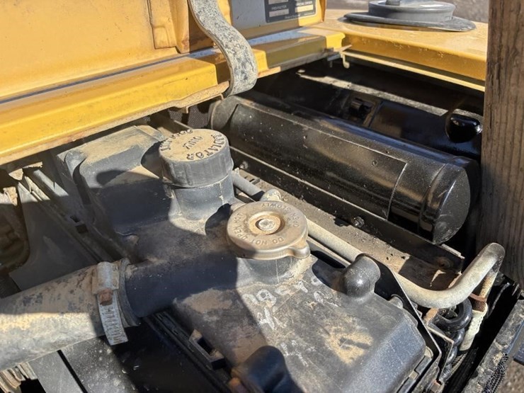 1993-ford-6640-image-37
