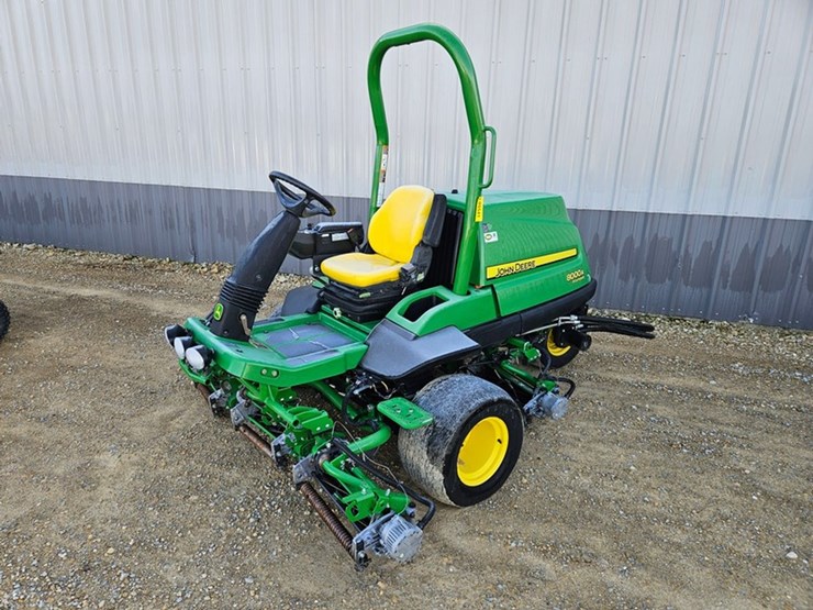 john-deere-8000-image-1