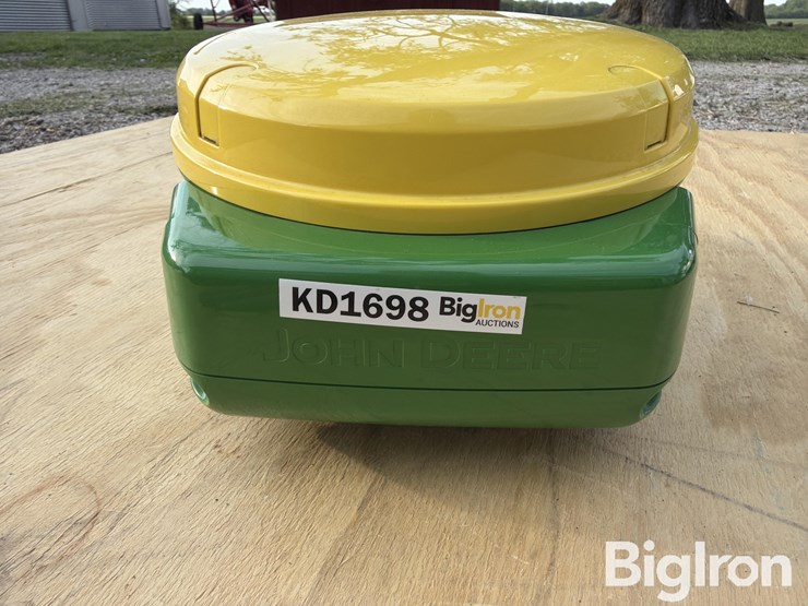 john-deere-7000-image-14