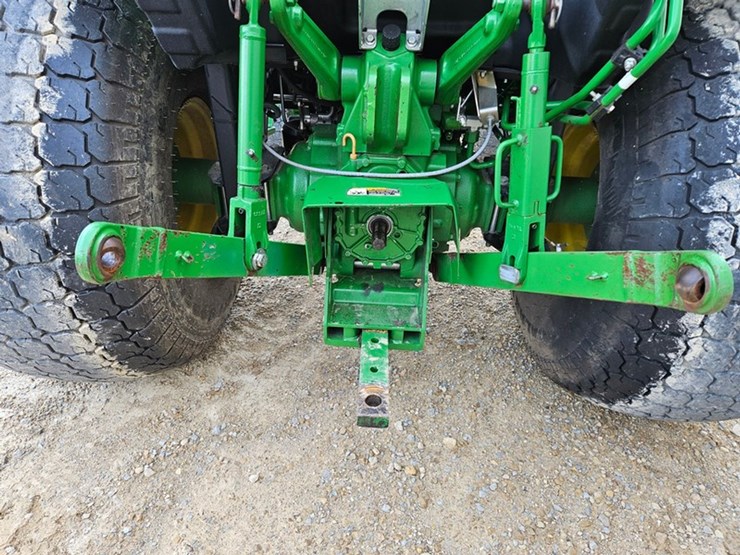 john-deere-4066r-image-18