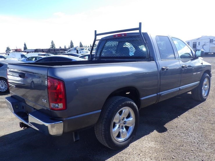 2004-dodge-ram-1500-image-3