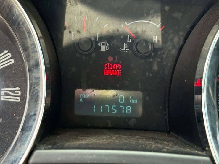 2010-ford-mustang-2-door-convertible-(117,578-miles)-image-18