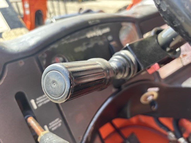 2005-jlg-g6-42a-image-26