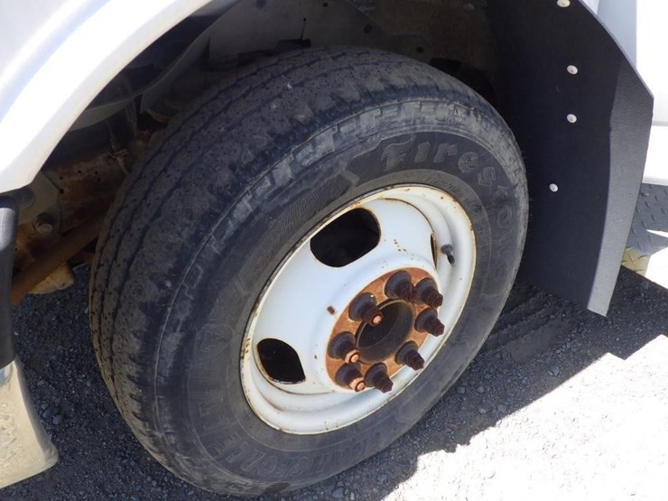 2009-chevrolet-express-3500-image-12