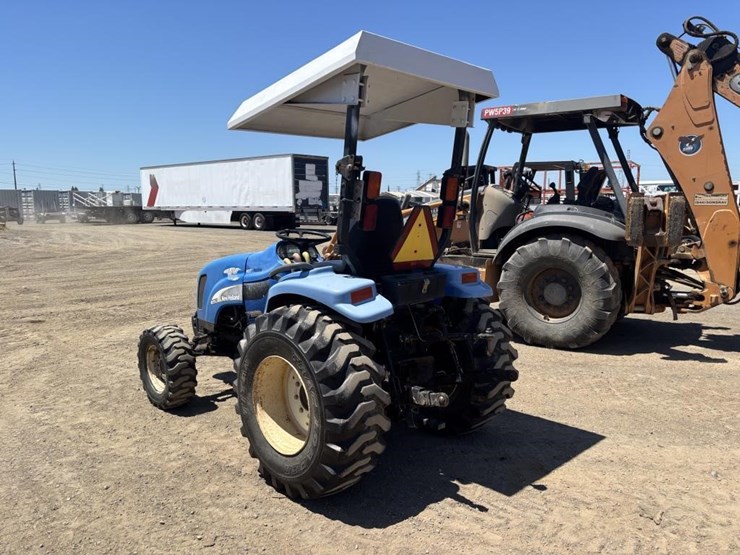 new-holland-tc29da-image-4