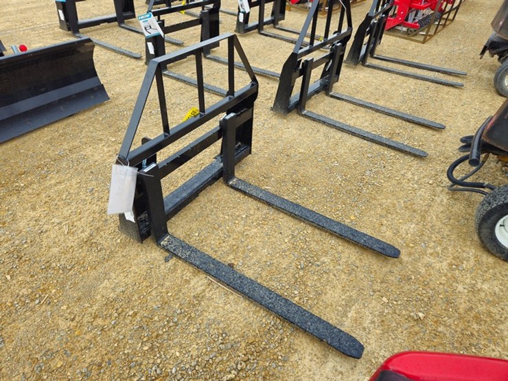 #5133-•-2026-mower-king-sa-48"-pallet-fork-image-7