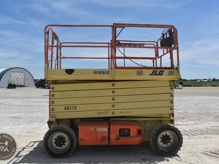 2012-jlg-m4069le-image-6