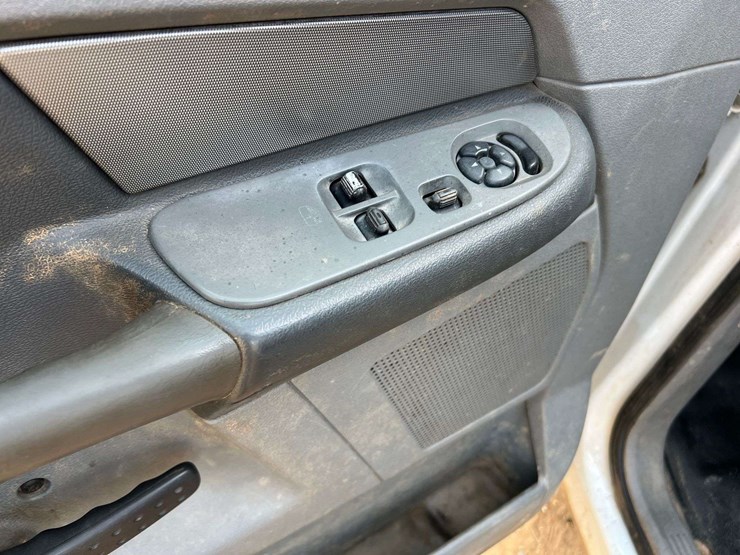 2008-dodge-ram-2500-image-18