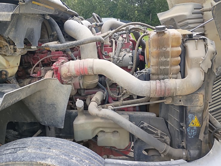 2016-international-prostar-image-28