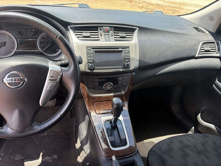 2013-nissan-sentra-4-door-sedan-(163,899-miles)-image-14