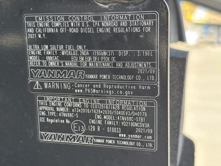 2016-takeuchi-tb240-image-69