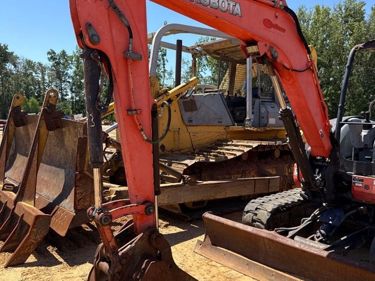 kubota-kx057-4-image-9