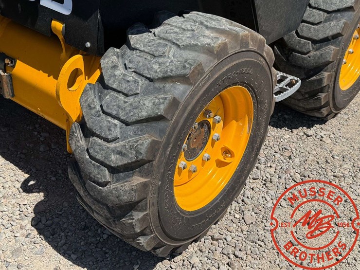 2024-jcb-270-image-11