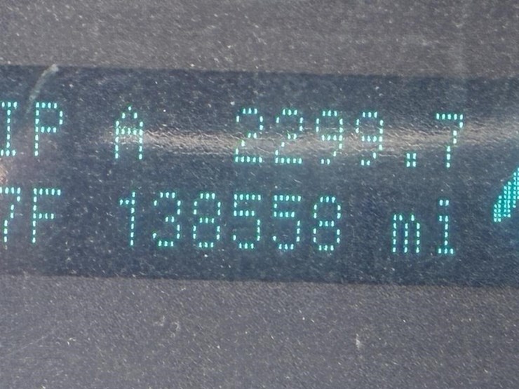 2011-ford-f550-image-16