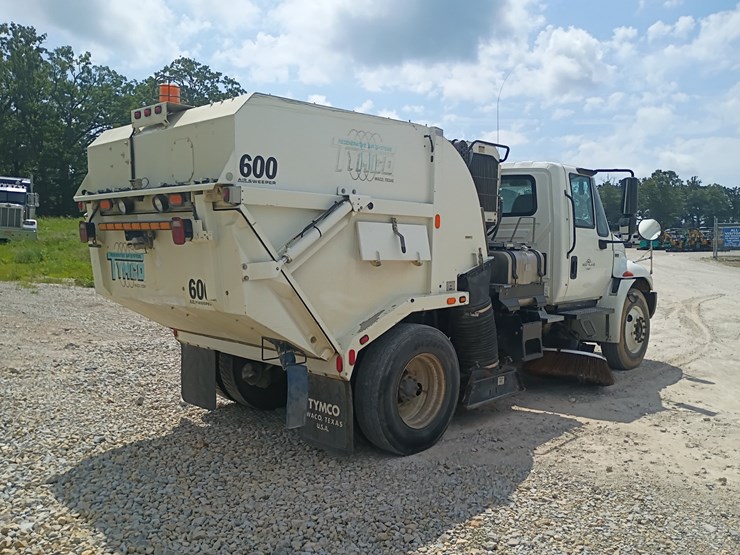 2015-international-durastar-4300-image-9