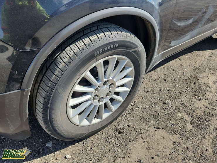 2010-buick-enclave-image-10