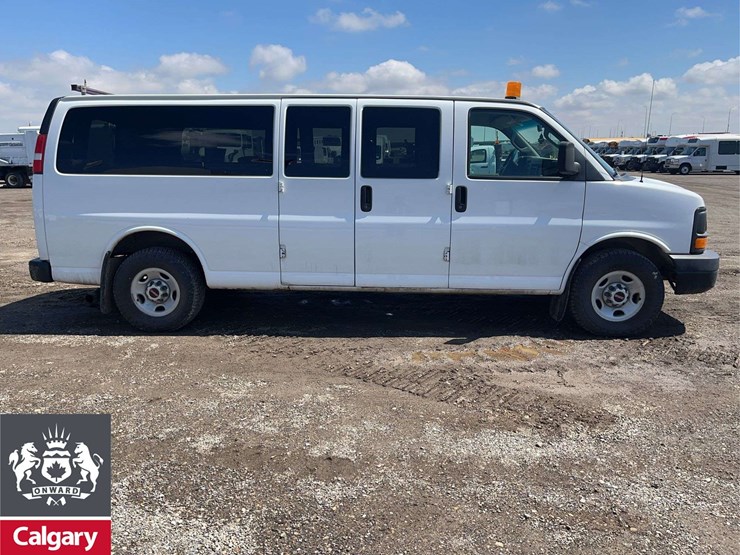 2016-gmc-3500-image-6