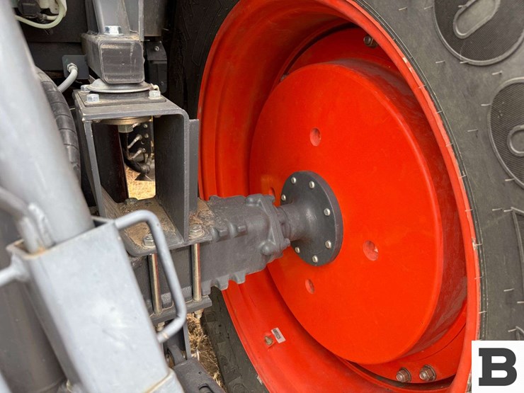 2021-kubota-m6-141-image-41