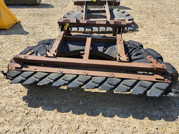 #5108-•-rubber-tire-manure-scraper-image-8