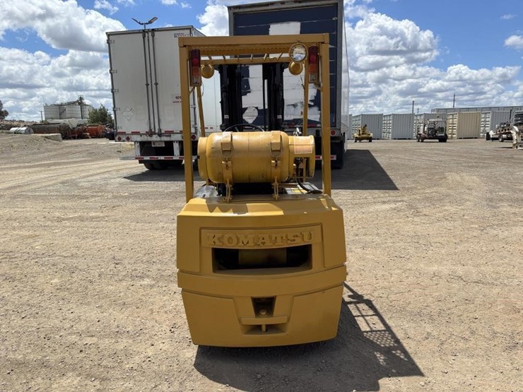 komatsu-fg25s-4-image-8