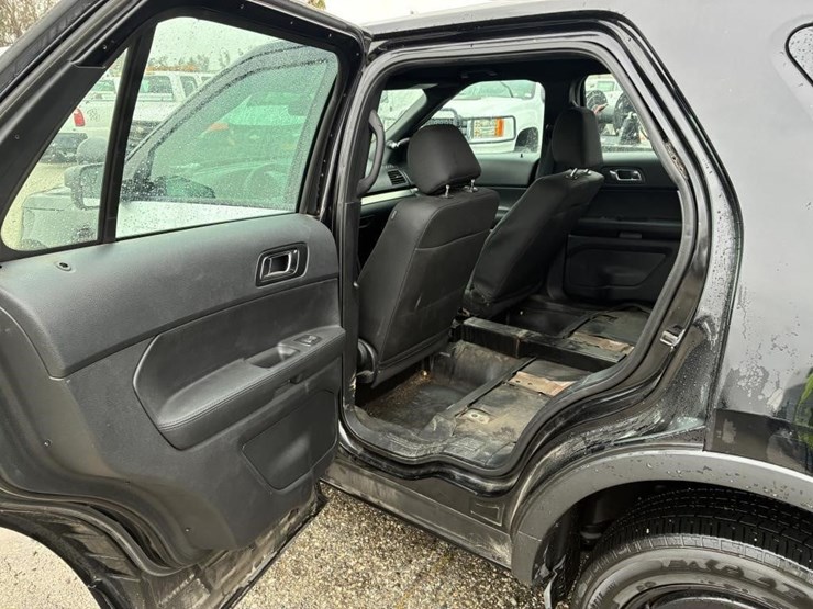 2018-ford-explorer-police-interceptor-image-15