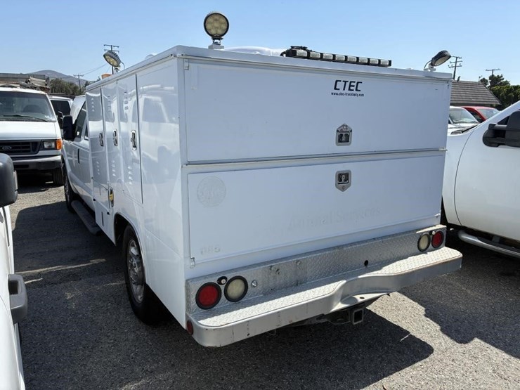 2014-ford-f350-image-4