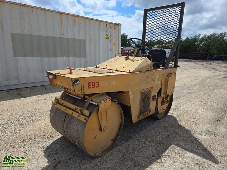 1977-bomag-bw90-image-1