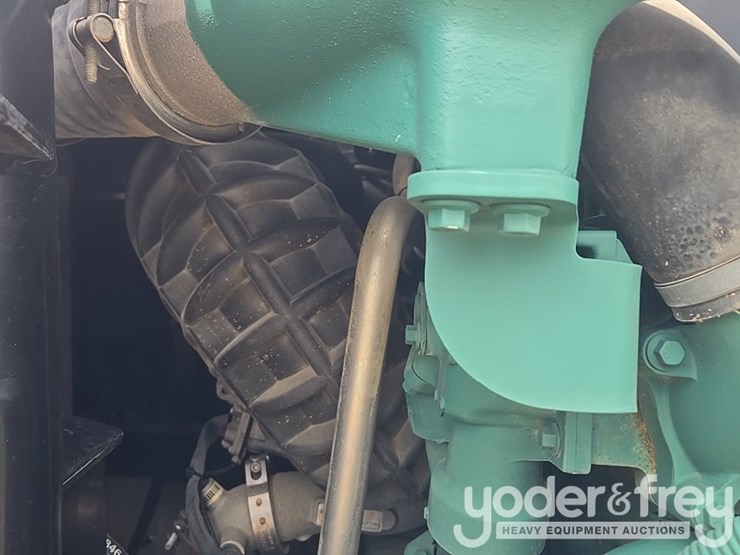 2022-volvo-a25g-image-41