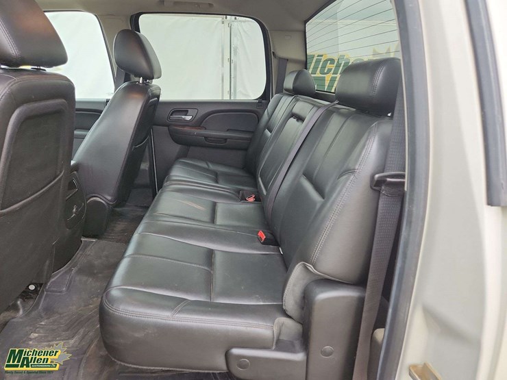 2012-gmc-sierra-1500-slt-image-19