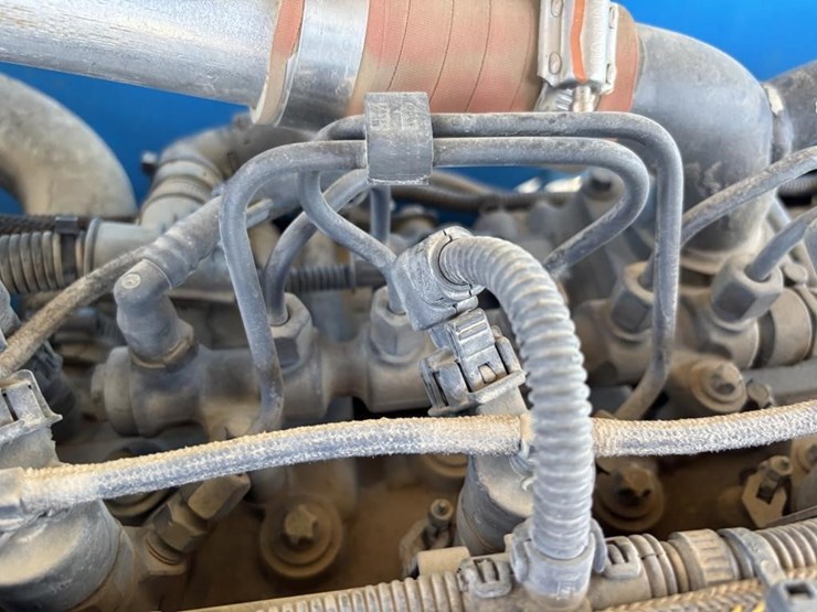 2019-genie-gth844-image-62