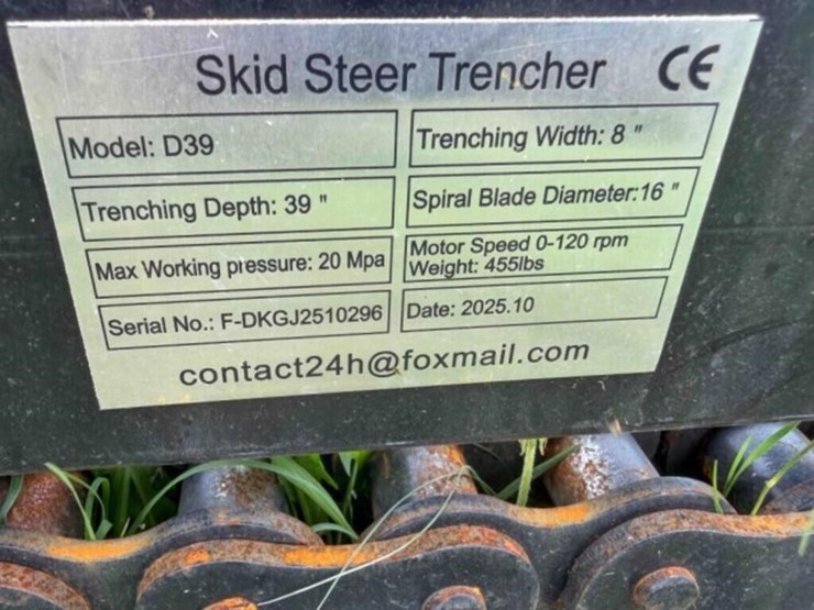 d39-skid-steer-trencher-image-6