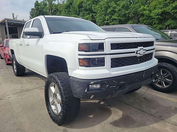 2014-chevrolet-silverado-1500-lt-image-1