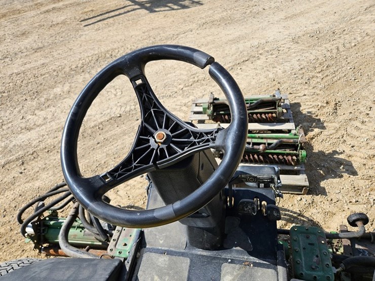 john-deere-3225c-image-26