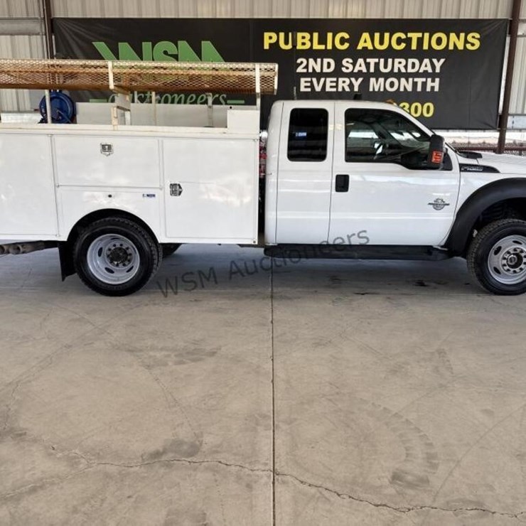 2016 FORD F550