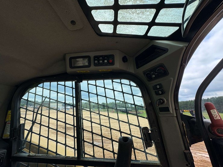 2014-caterpillar-299d-image-11