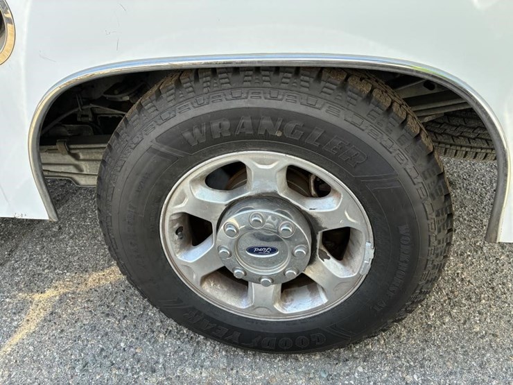 2014-ford-f350-image-5