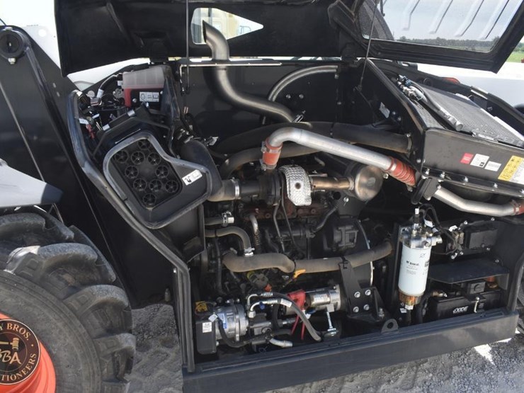 2024-bobcat-tl619-image-17