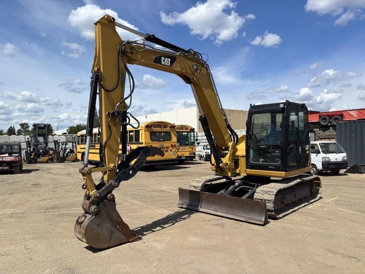 2015-caterpillar-308e2-cr-image-1