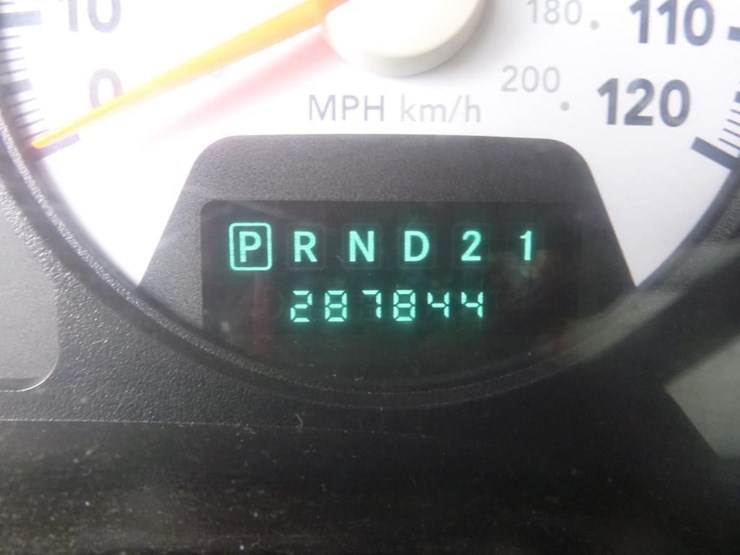 2008-dodge-2500-image-17
